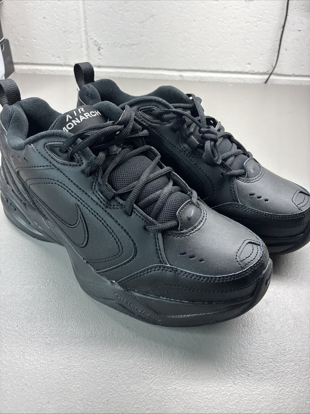 New Nike Air Monarch IV Triple Black Leather 415445-001 Men's Size 9.5 No Box